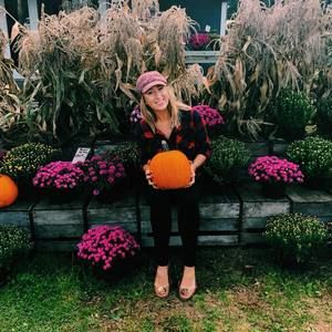 Meet your Posher, Nicole